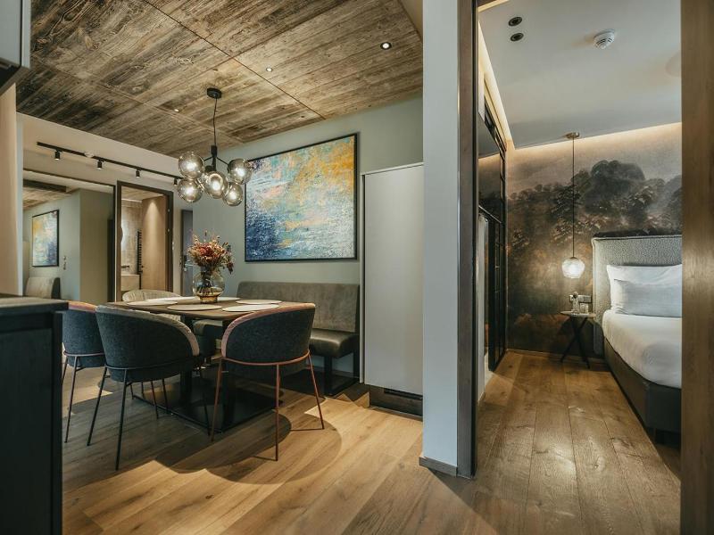 Black Eagle Luxury Appartements image