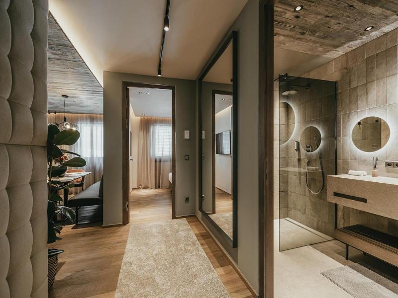Black Eagle Luxury Appartements image
