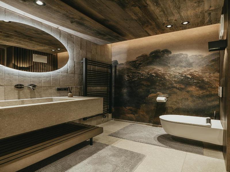 Black Eagle Luxury Appartements image