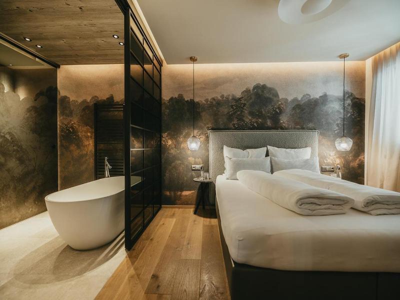 Black Eagle Luxury Appartements image