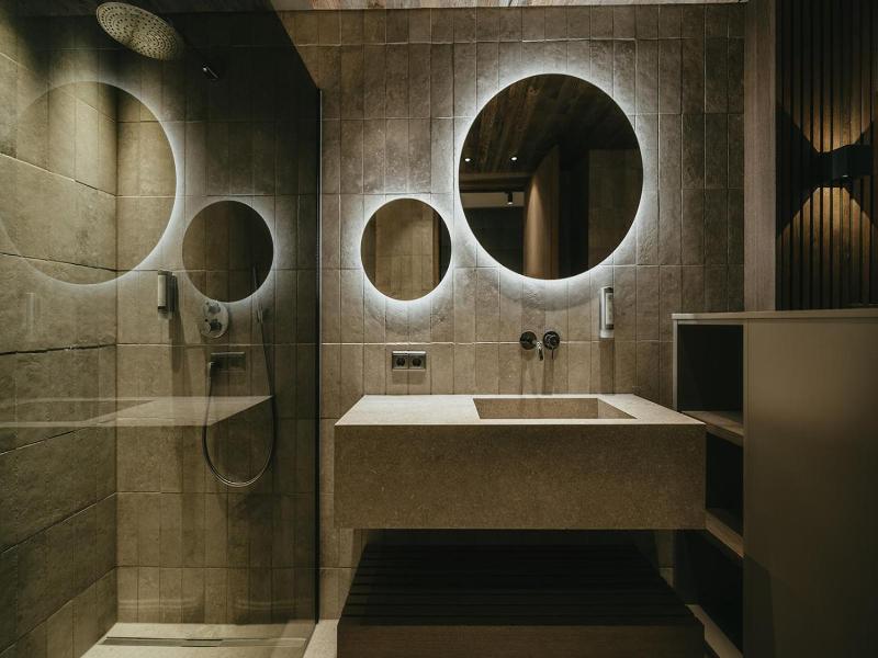 Black Eagle Luxury Appartements image