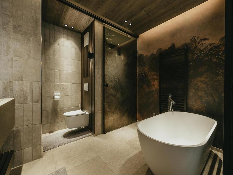 Black Eagle Luxury Appartements image