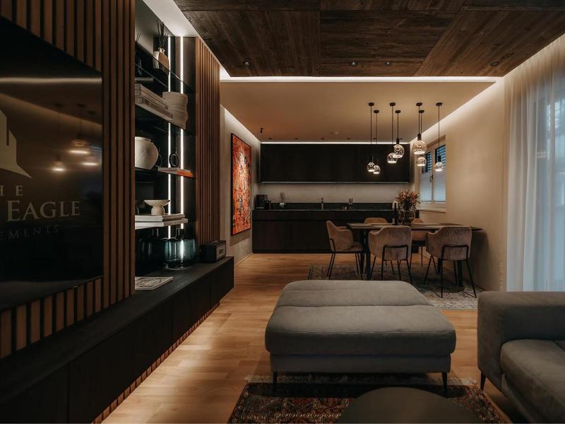 Black Eagle Luxury Appartements image