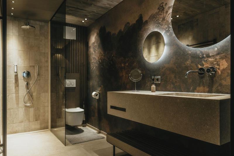 Black Eagle Luxury Appartements image