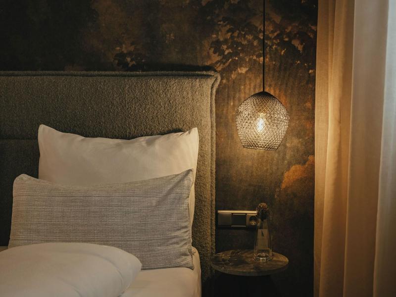 Black Eagle Luxury Appartements image