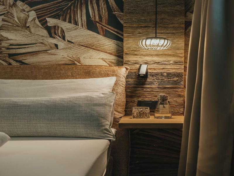 Black Eagle Luxury Appartements image
