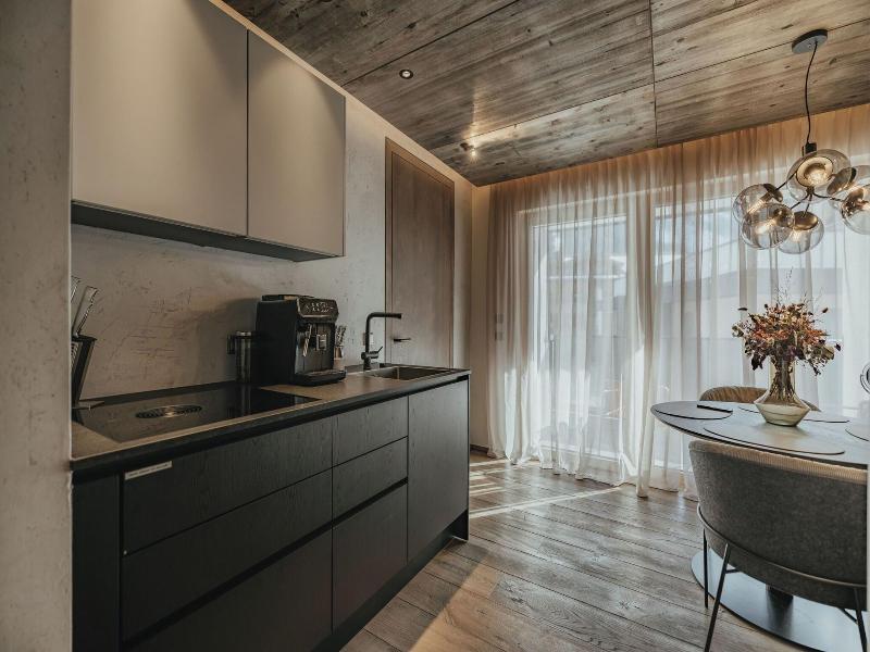 Black Eagle Luxury Appartements image