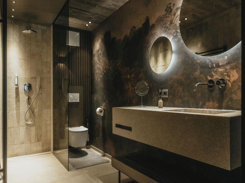 Black Eagle Luxury Appartements image