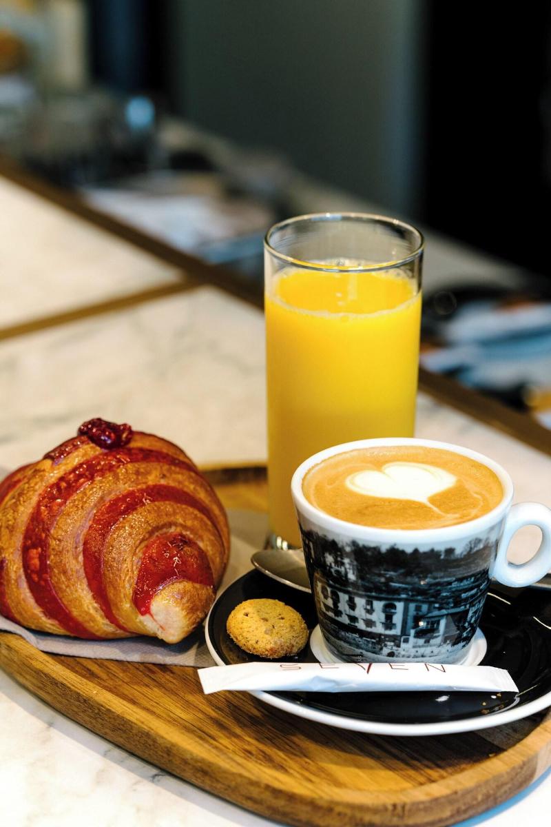 Seven Town House Boutique Hotel image