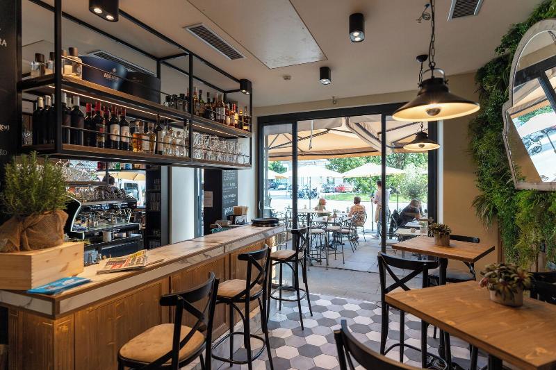 Seven Town House Boutique Hotel image