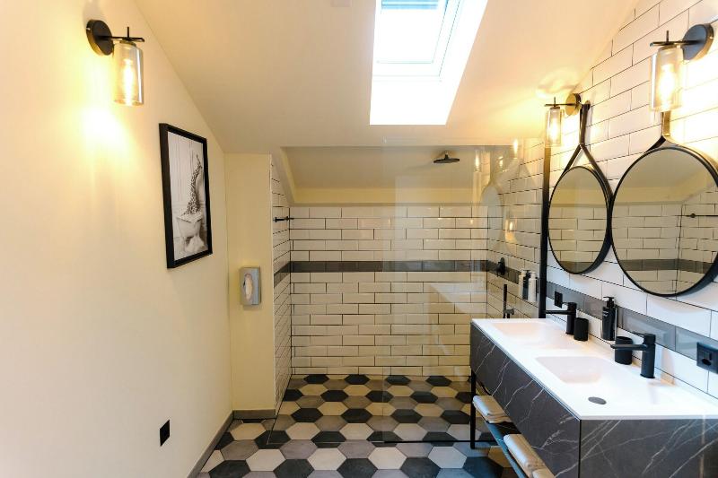 Seven Town House Boutique Hotel image
