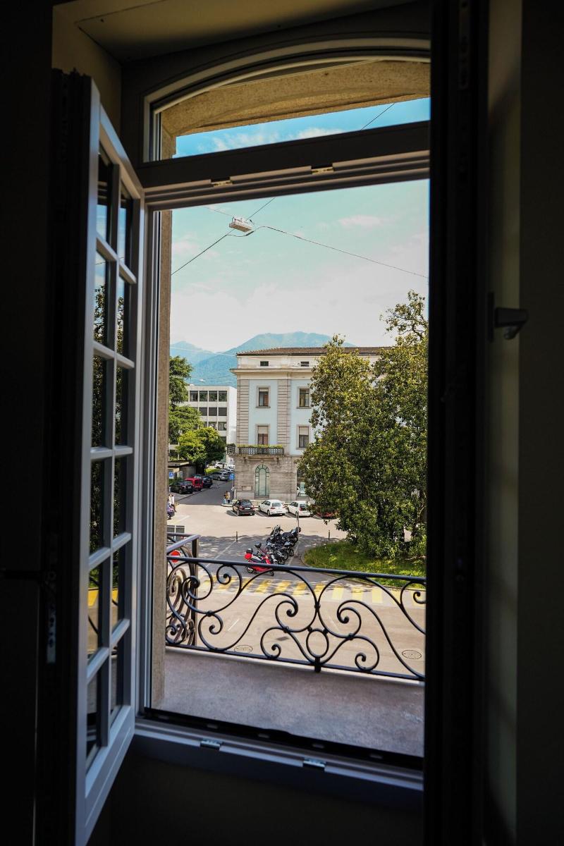 Seven Town House Boutique Hotel image