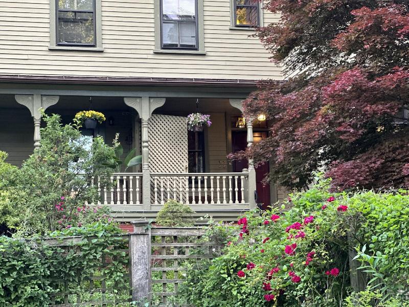 The Underwood Hale House image