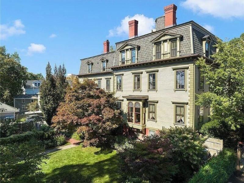 The Underwood Hale House image