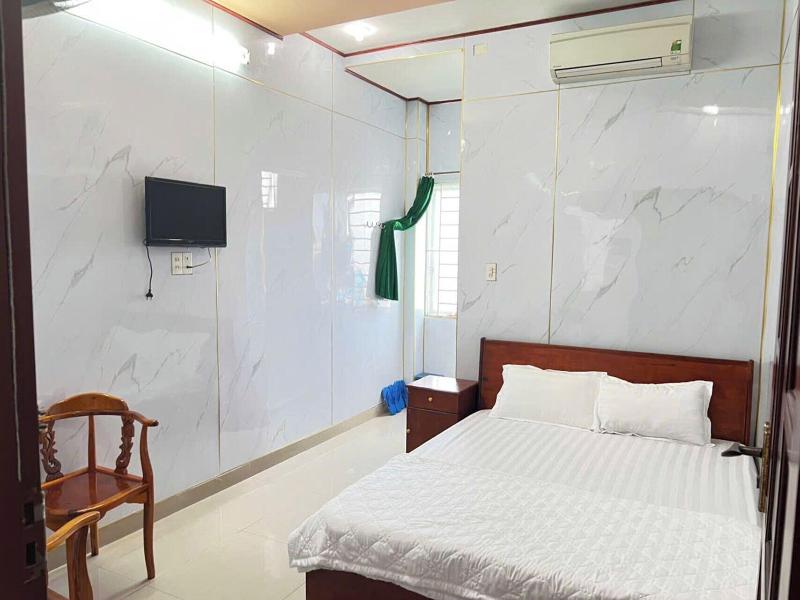 Gia Tu Hotel image