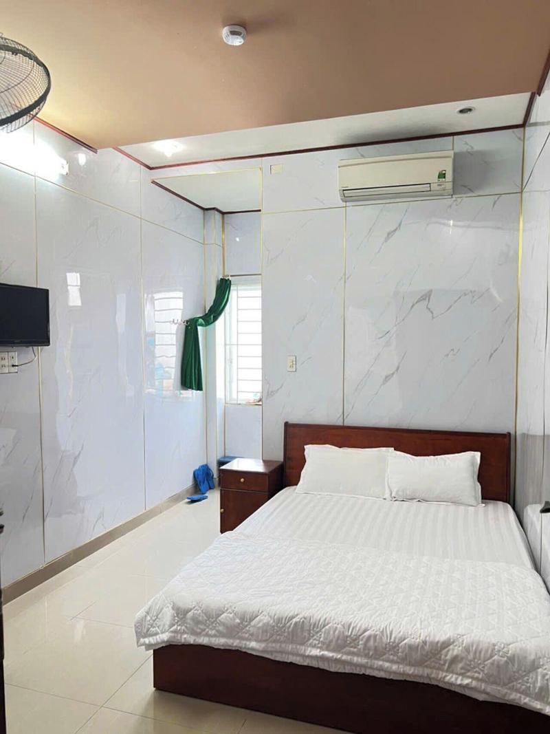 Gia Tu Hotel image