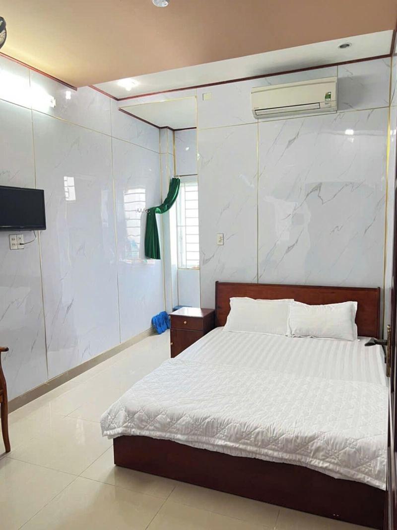 Gia Tu Hotel image