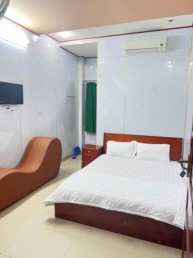 Gia Tu Hotel image