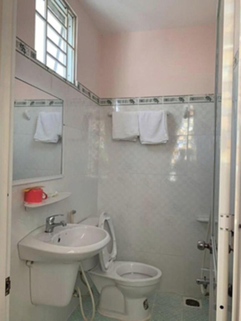 Gia Tu Hotel image
