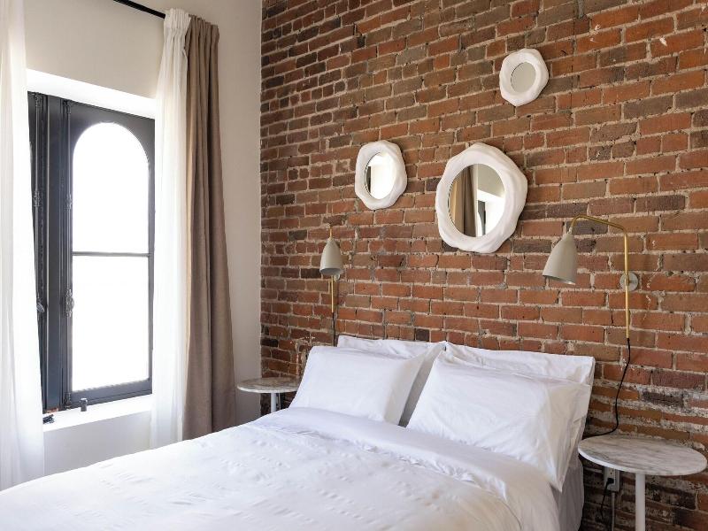 Maison Place Jacques Cartier By Luxury In Transit image
