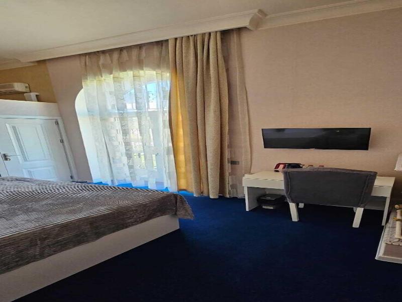 Nh Nizami Hotel image