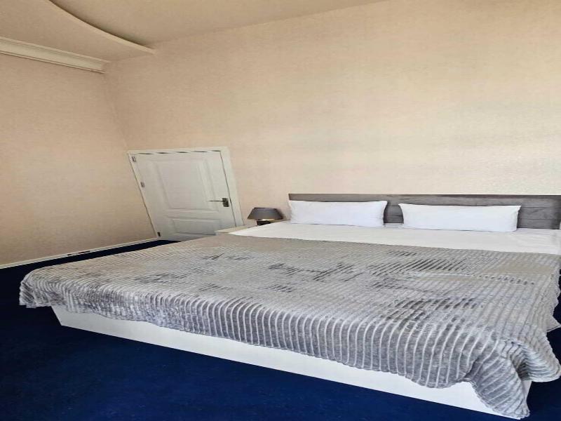 Nh Nizami Hotel image