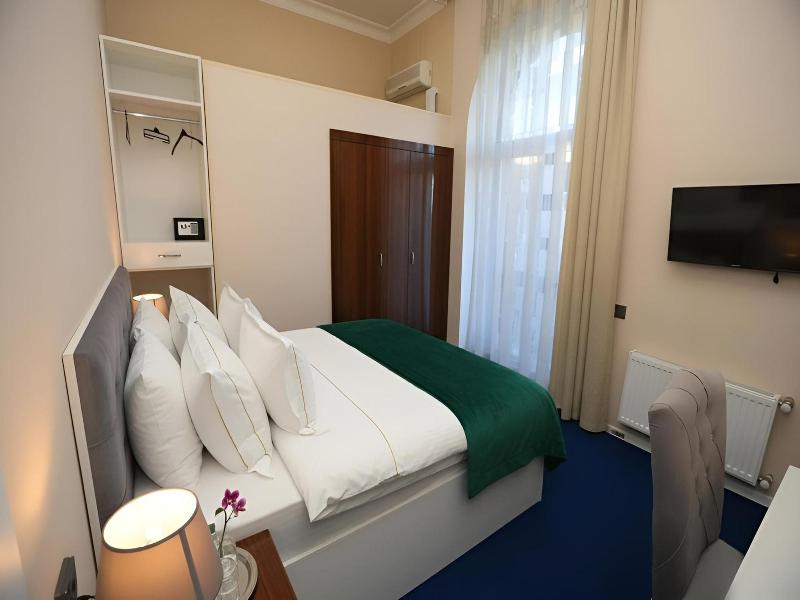 Nh Nizami Hotel image