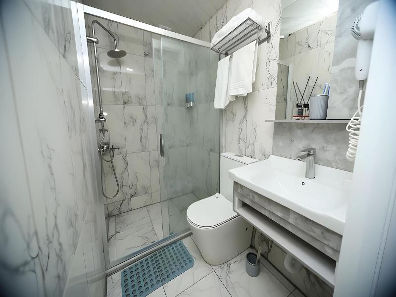 Nh Nizami Hotel image