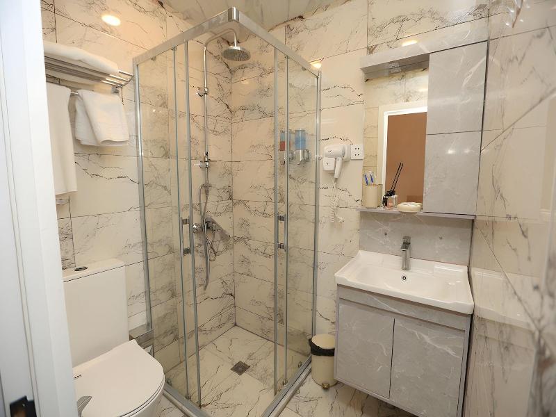 Nh Nizami Hotel image