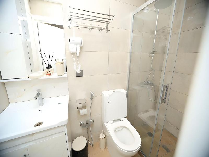 Nh Nizami Hotel image