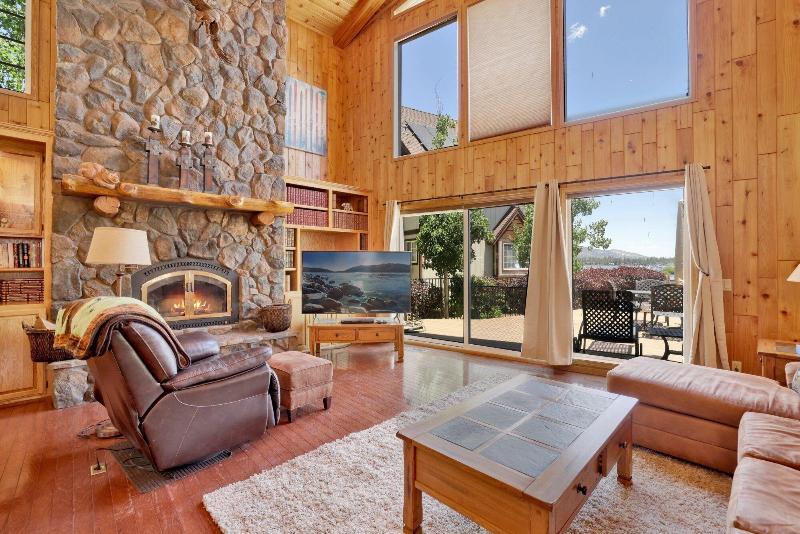 Lakefront Village Castle 2312