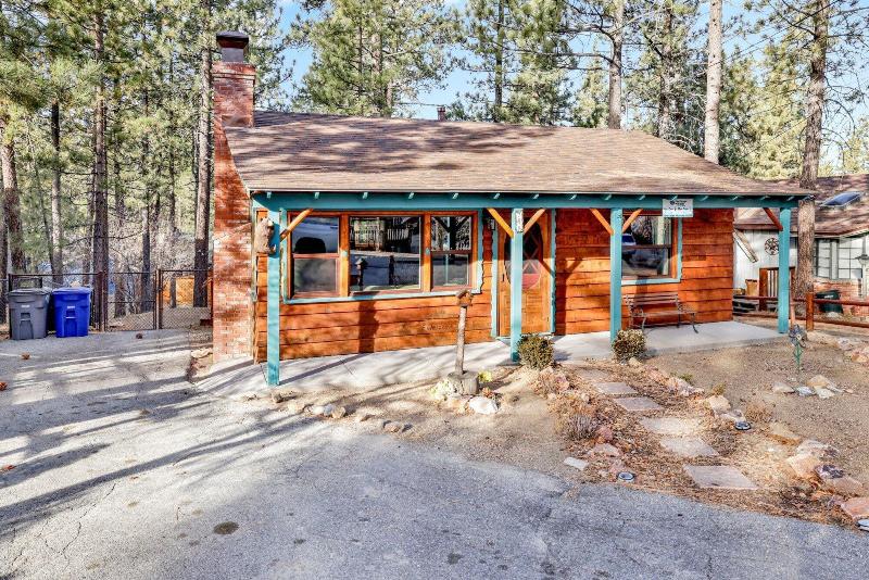 Kozy Cabin 2386