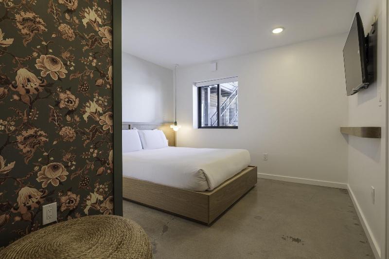 Best Bet Motor Lodge image