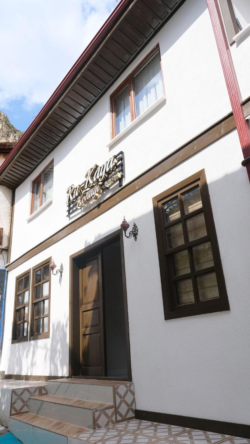 Rukaya Konaaya, Amasya