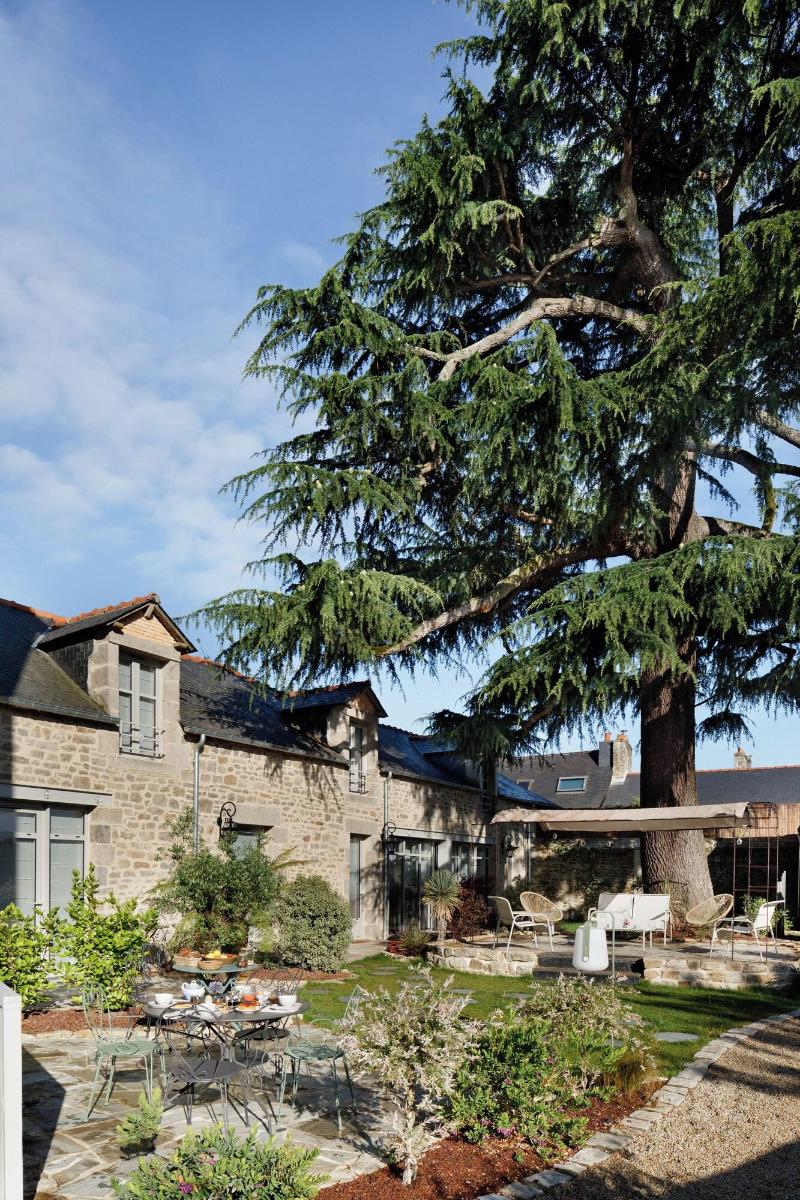Clos Du Ca Dre image