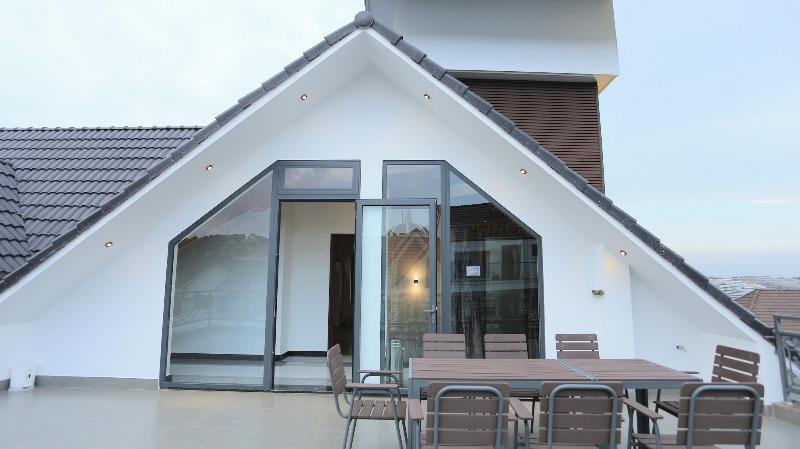 Ya N Lam House