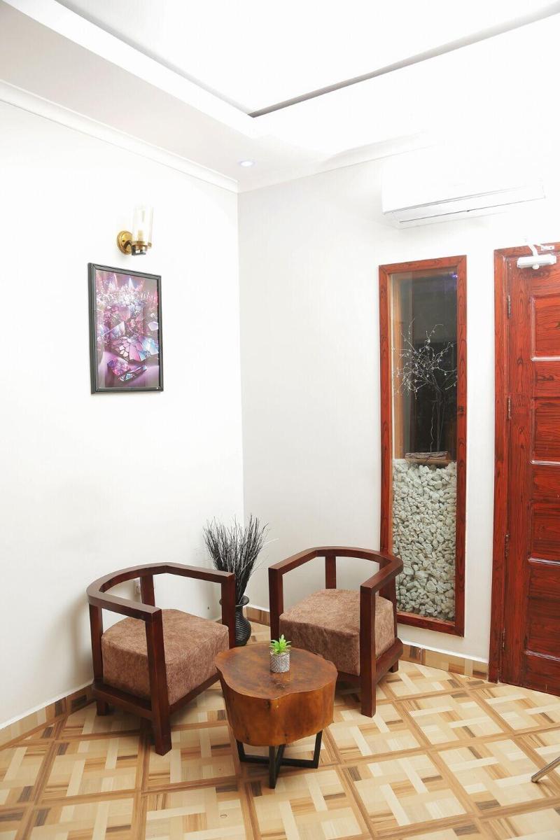 Diamond Delight Boutique Hotel image