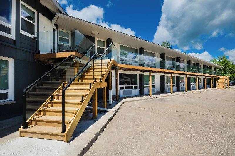 Stay Inn Muskoka image