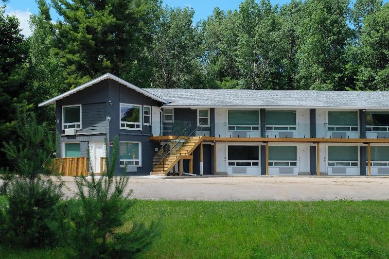 Stay Inn Muskoka image