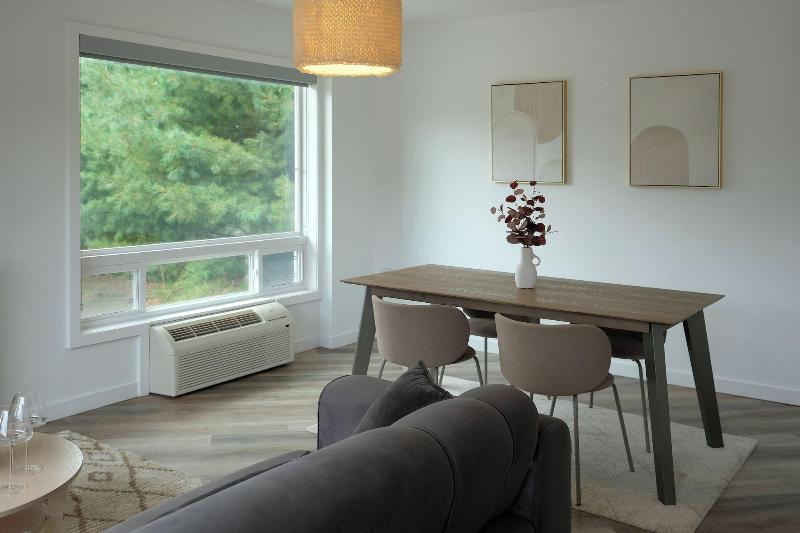 Stay Inn Muskoka image