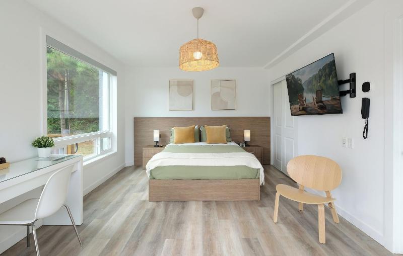 Stay Inn Muskoka image