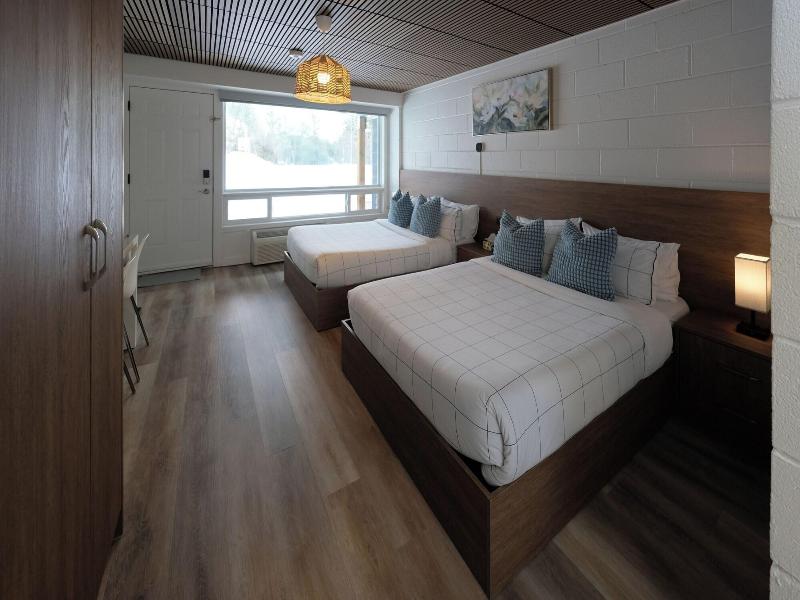 Stay Inn Muskoka image