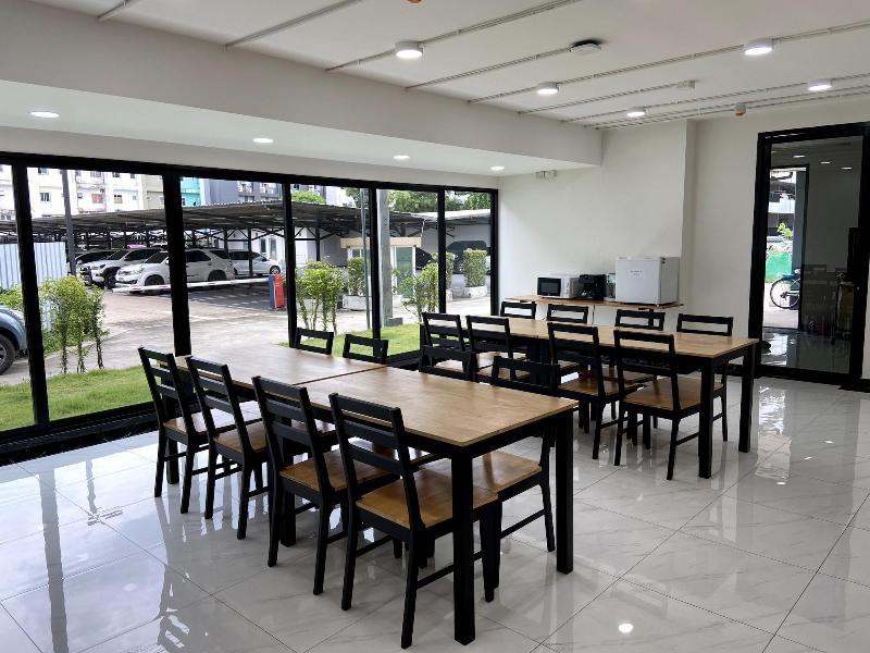 Ok Hotel Bangkok image