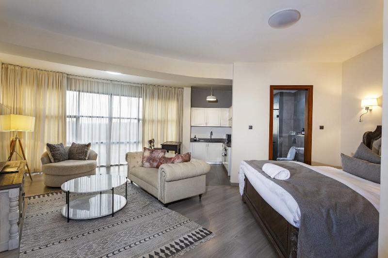 The Kika Des Suites image