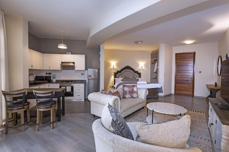 The Kika Des Suites image