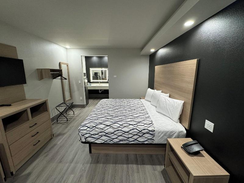 Crystal Inn 5