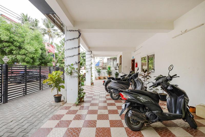 Fabhotel Tristar Residency image