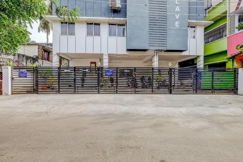 Fabhotel Tristar Residency image
