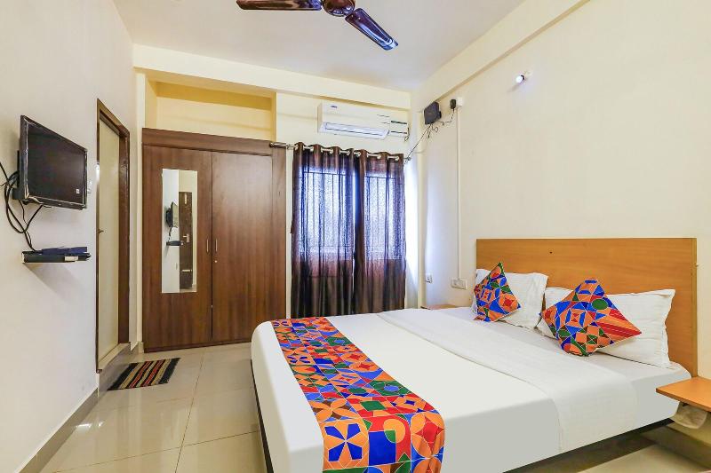 Fabhotel Tristar Residency image