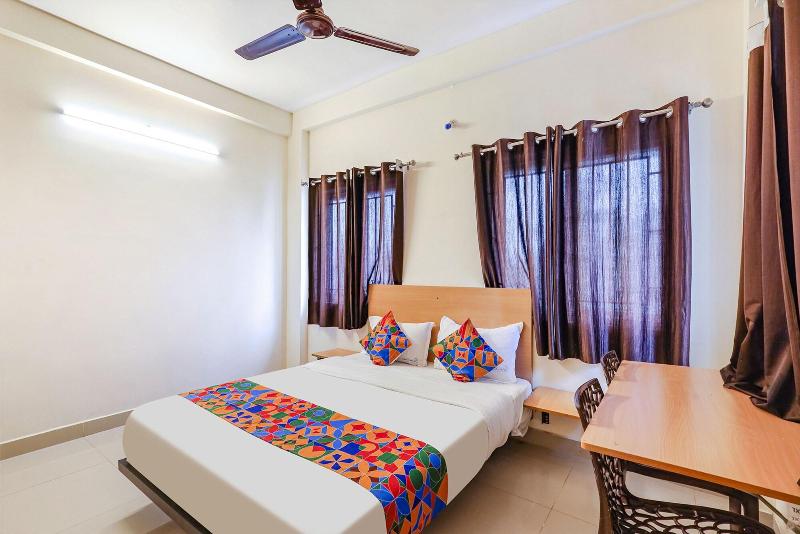 Fabhotel Tristar Residency image